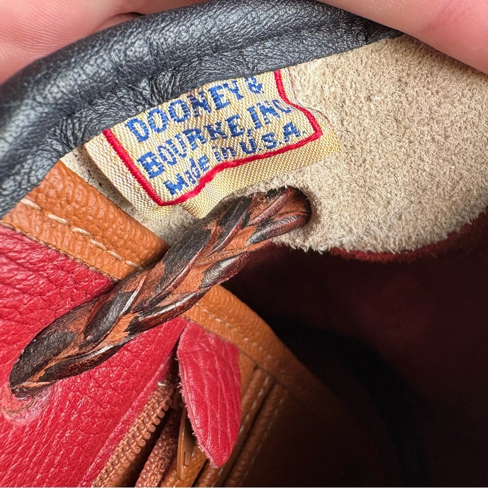 Dooney and Bourke awl leather Teton Drawstring Bag
Rouge Bone Navy - Picture 15 of 16